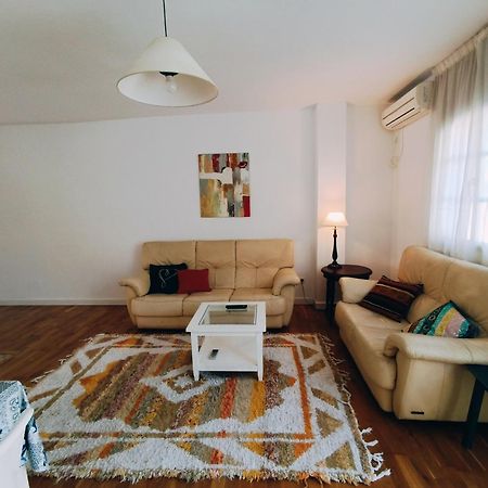 Bolivia Beach Apartments Малага Экстерьер фото