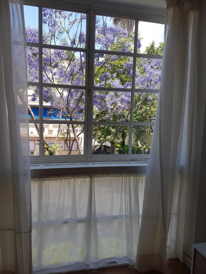 Bolivia Beach Apartments Малага Экстерьер фото