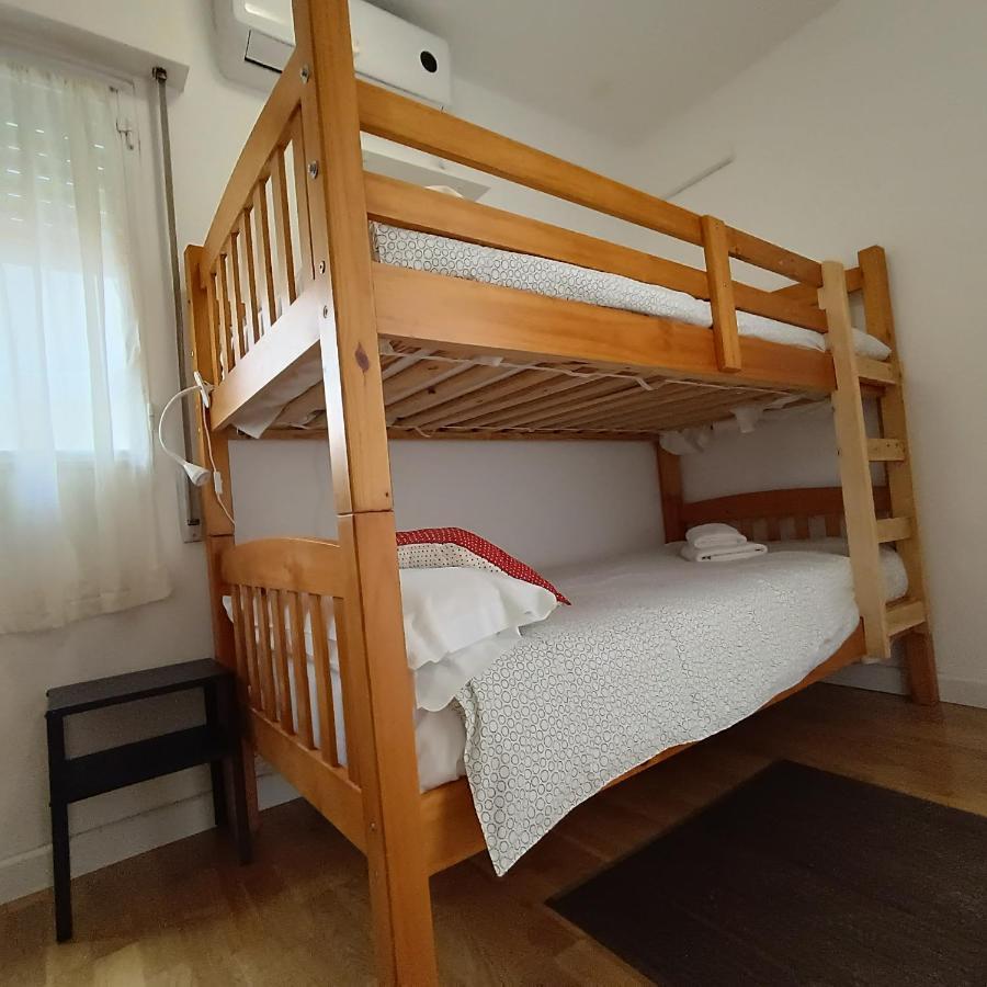 Bolivia Beach Apartments Малага Экстерьер фото