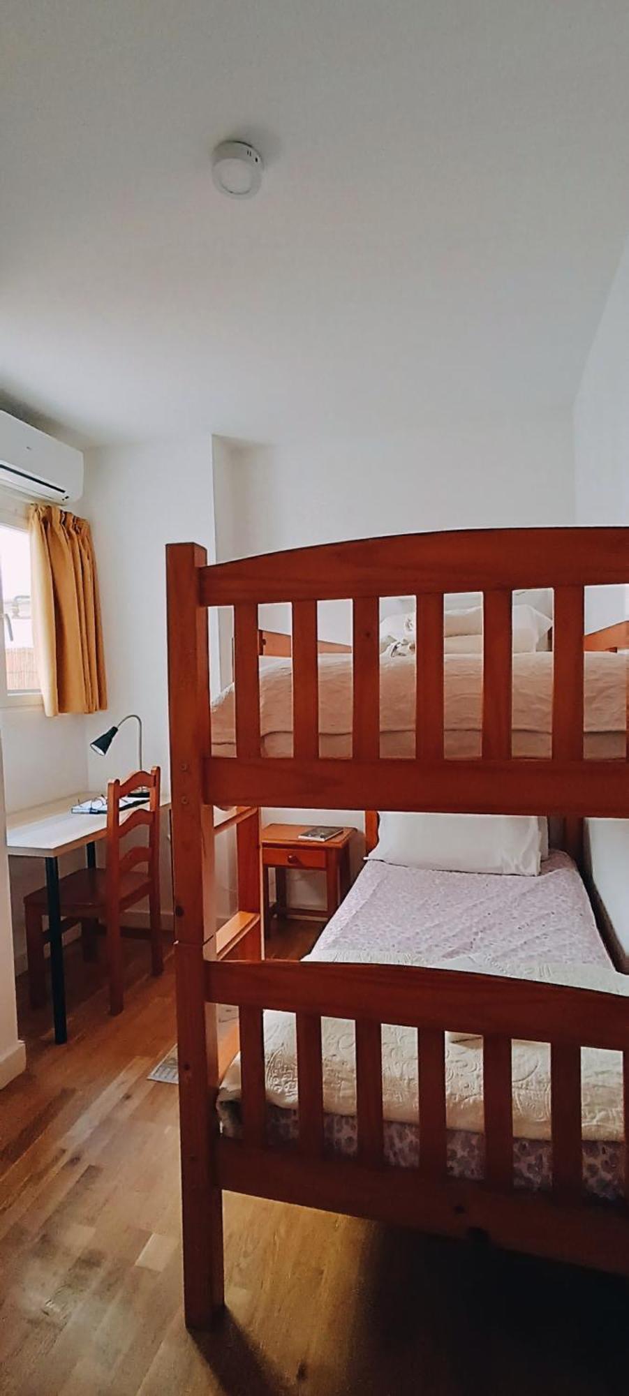 Bolivia Beach Apartments Малага Экстерьер фото