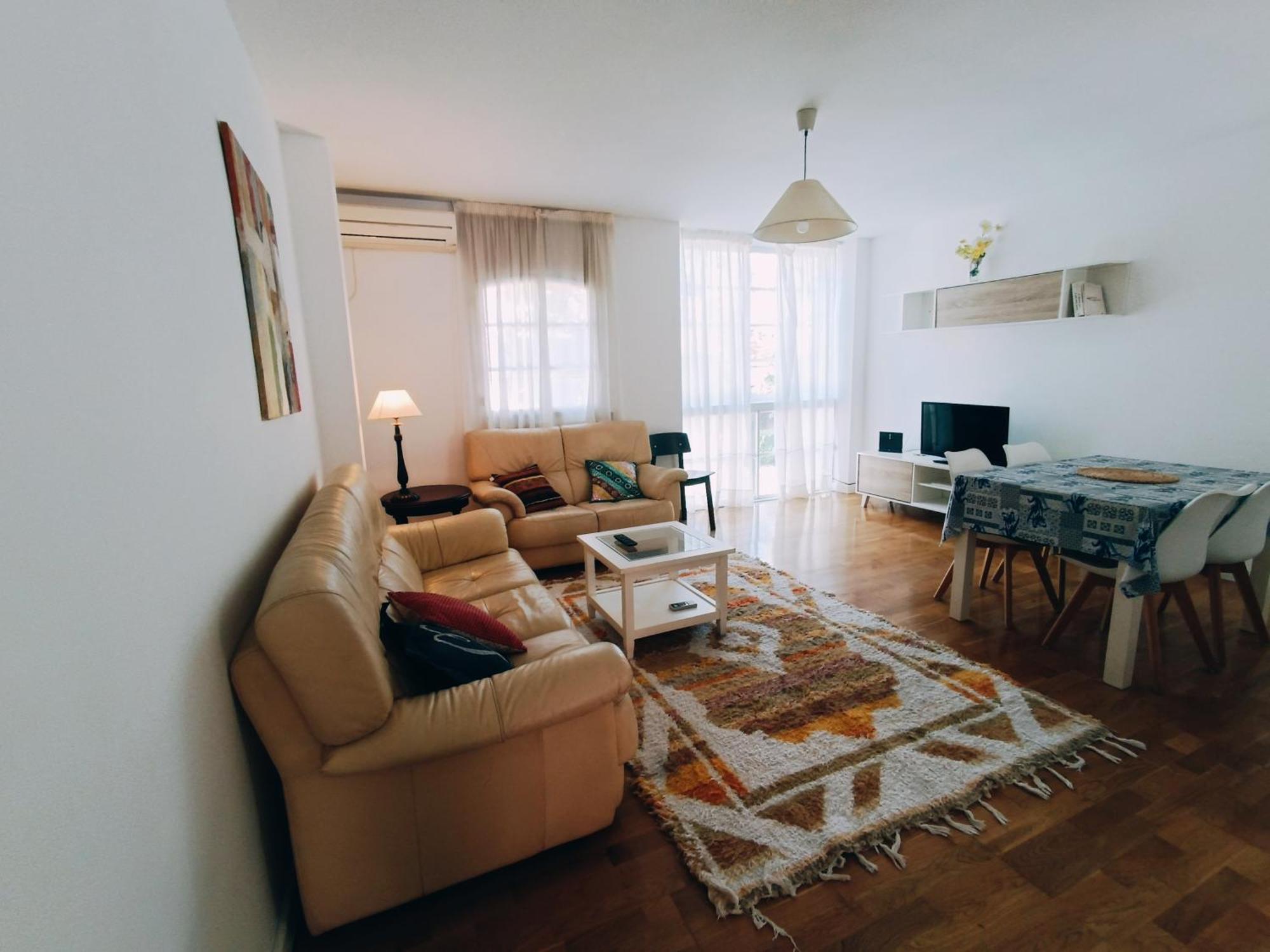 Bolivia Beach Apartments Малага Экстерьер фото