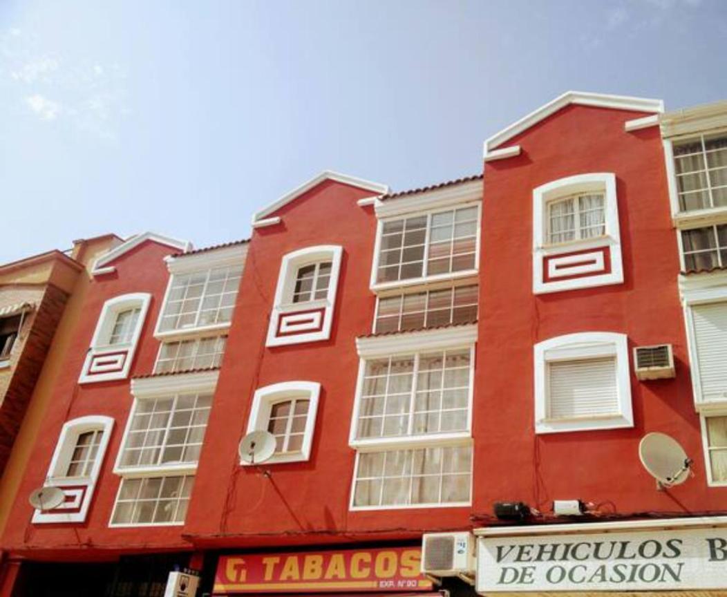 Bolivia Beach Apartments Малага Экстерьер фото