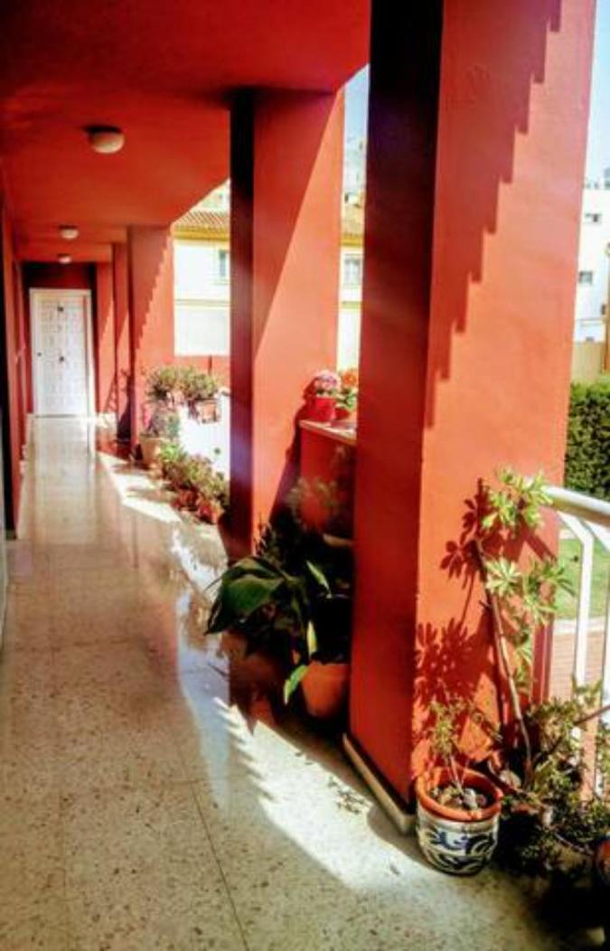 Bolivia Beach Apartments Малага Экстерьер фото