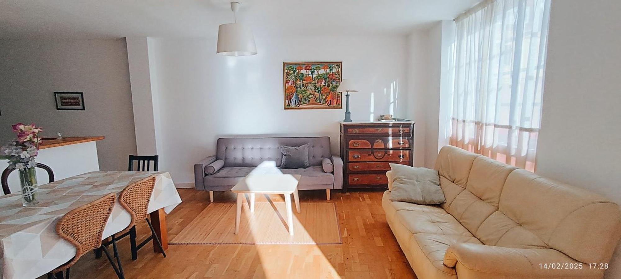 Bolivia Beach Apartments Малага Экстерьер фото